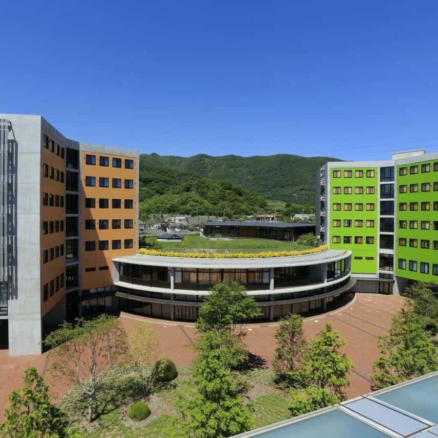international college of liberal arts - yamanashi gakuin uniersity